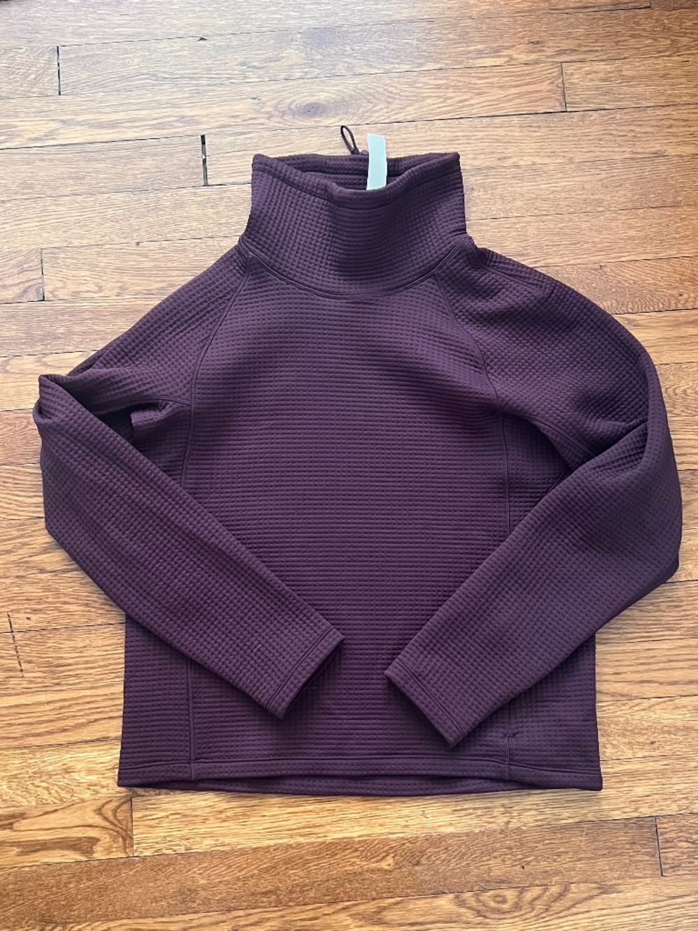 Lululemon Waffle-Knit Funnel-Neck Long Sleeve Shirt Size 6 Black Plum